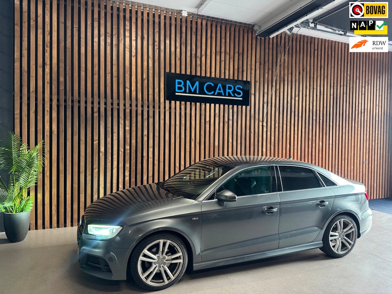 Audi A3 Limousine - 1.5 TFSI CoD 2x S-Line AUTOMAAT, Xenon-led - AutoWereld.nl
