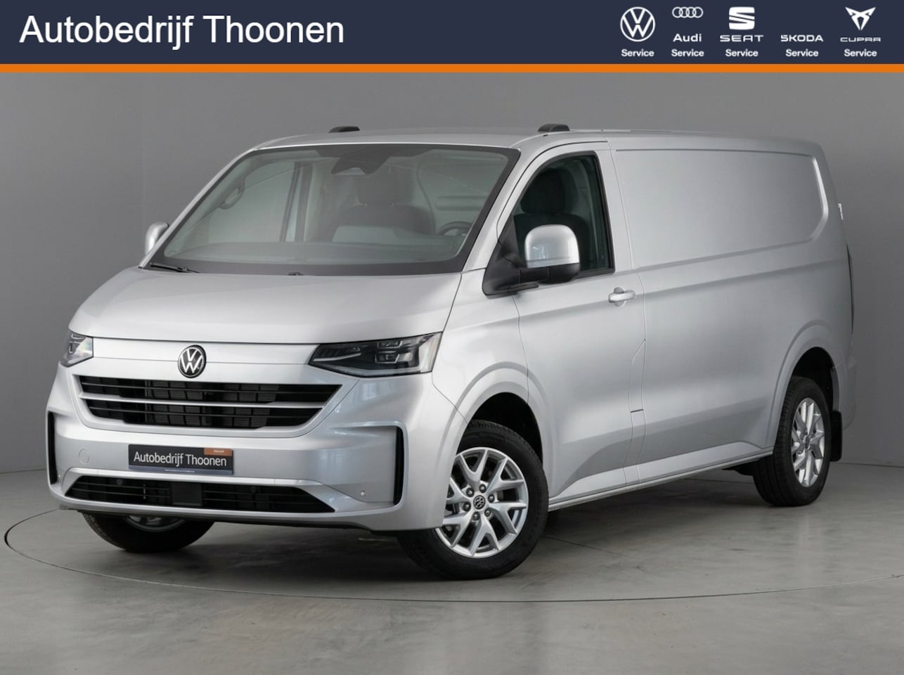 Volkswagen Transporter - 2.0 TDI L2 H1 30 Bulli Matrix | Dodehoek | Keyless - AutoWereld.nl