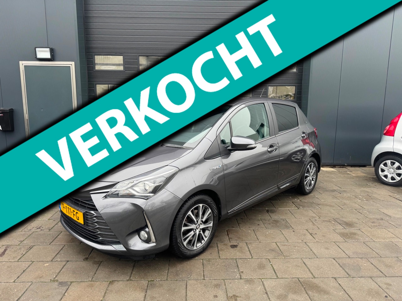 Toyota Yaris - 1.5 Hybrid Y20 Edition | Cruise Control | Camera | Clima - AutoWereld.nl