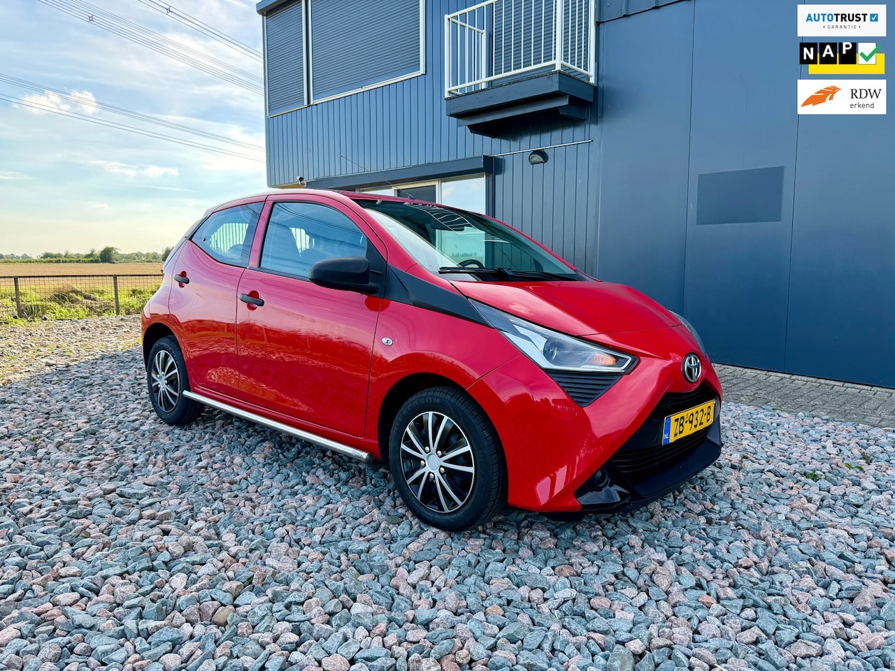 Toyota Aygo - 1.0 VVT-i x-fun 1.0 VVT-i x-fun - AutoWereld.nl