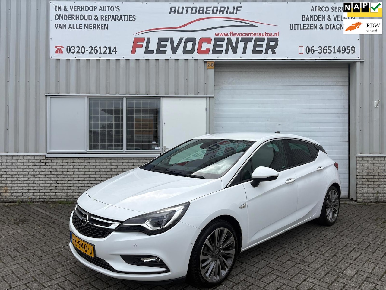 Opel Astra - 1.4 TURBO 150 PK 6 BAK Bj 2015 Innovation 1e Eig Weinig km,s Ecc Leder Memory Massage Navi - AutoWereld.nl
