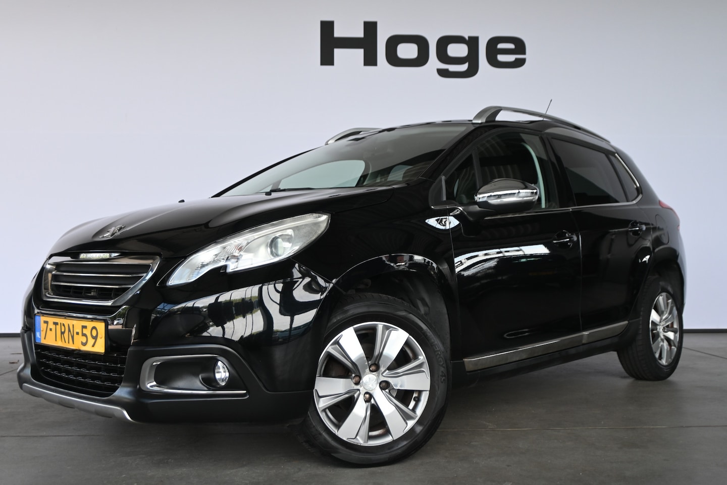 Peugeot 2008 - 1.6 e-HDi Blue Lease Executive Nap! Clima Navigatie Cruise control Lichtmetaal 100% Onderh - AutoWereld.nl