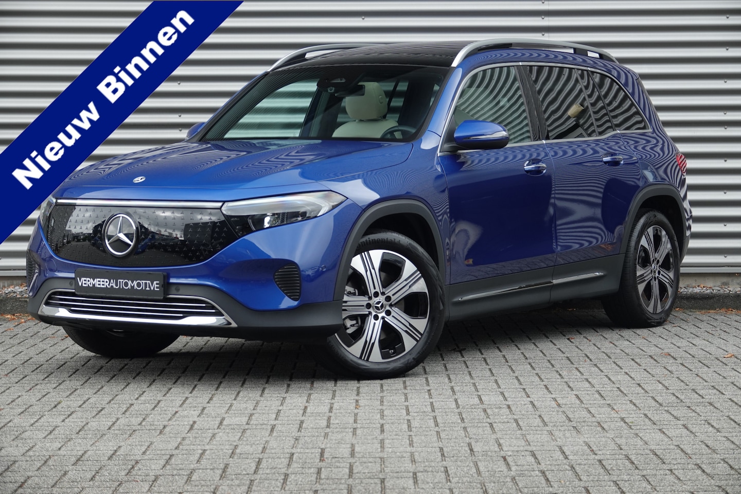 Mercedes-Benz EQB - 250+ Luxury Line 71 kWh | Panoramadak | Distronic | Camera | Sfeer | - AutoWereld.nl