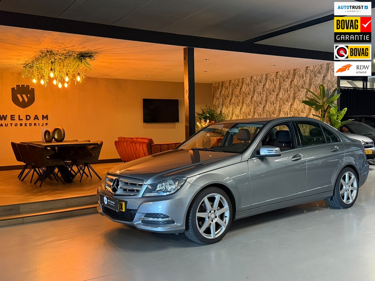 Mercedes-Benz C-klasse - 180 Avantgarde Trekhaak Navi Nieuw Ketting Rijklaar Apk - AutoWereld.nl