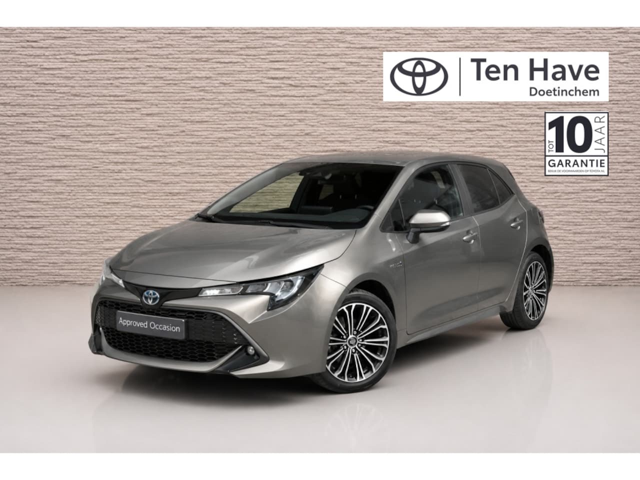 Toyota Corolla - 1.8 Hybrid Dynamic Automaat | Apple Carplay / Android auto | Stoelverwarming | 7 inch digi - AutoWereld.nl