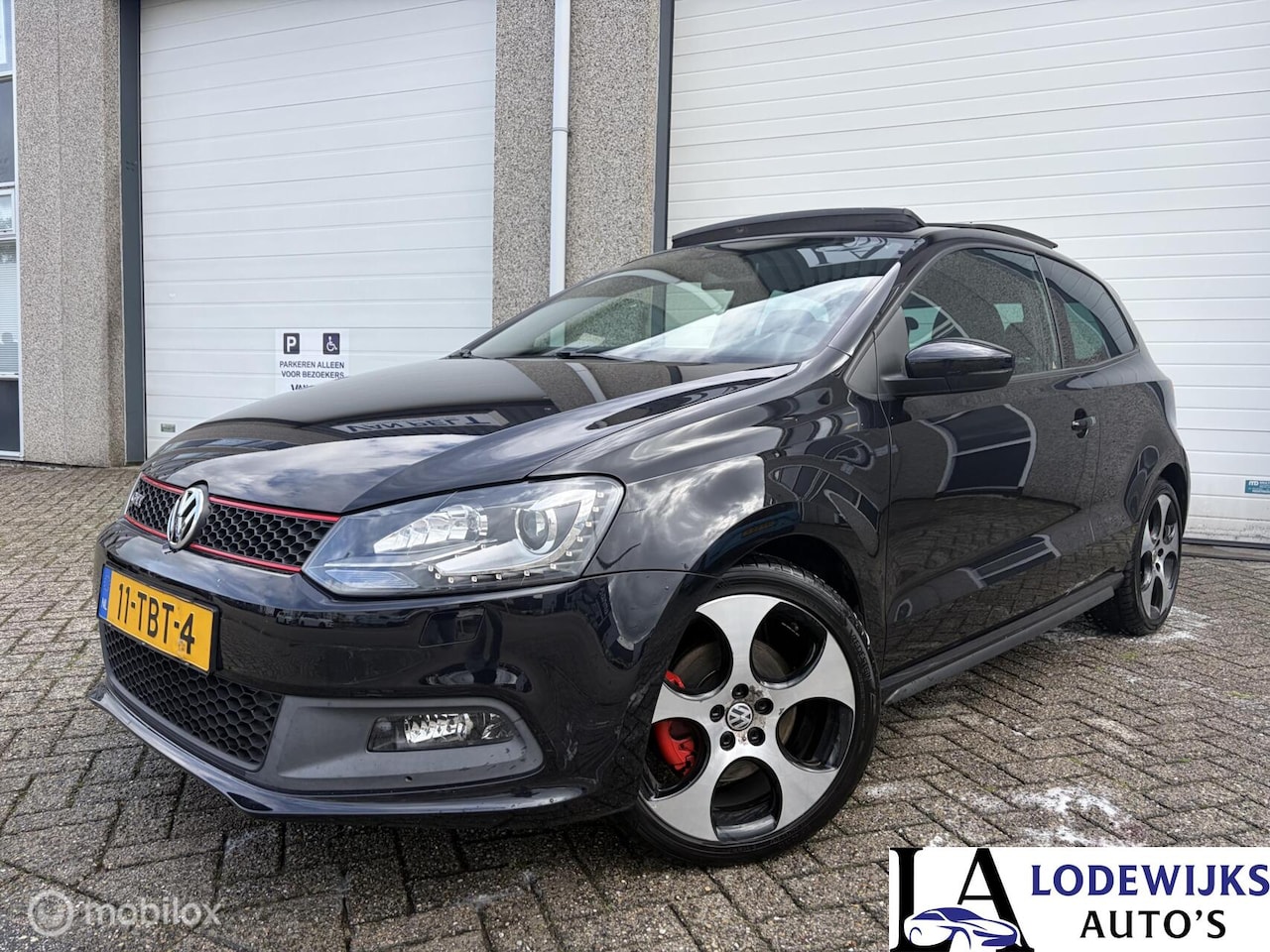 Volkswagen Polo - 1.4 TSI GTI / Pano/NAP/automaat - AutoWereld.nl