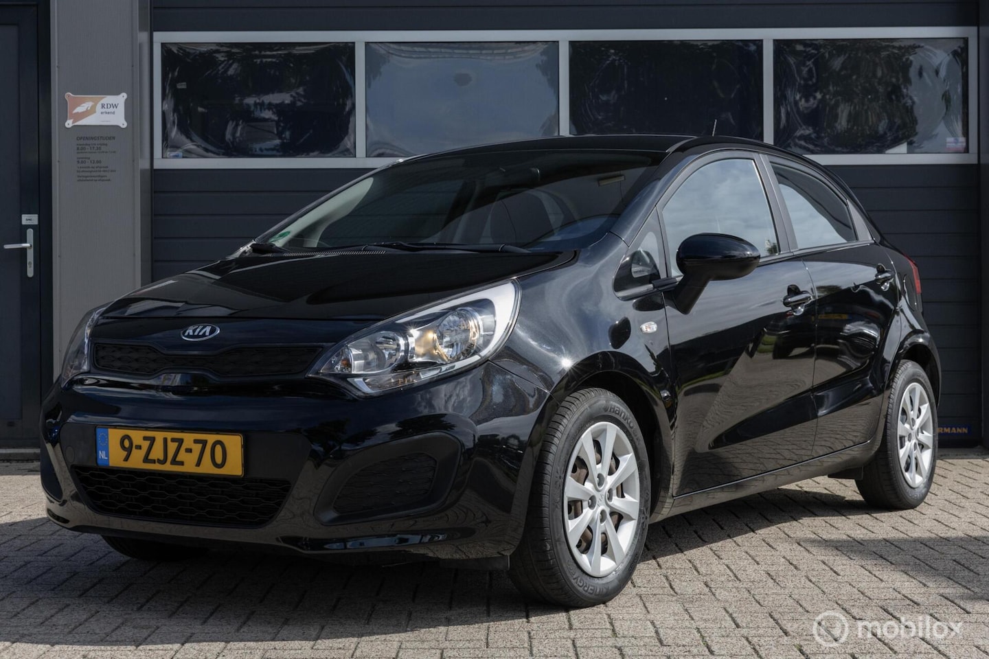 Kia Rio - 1.2 CVVT ComfortLine LAGE KM / NWE APK , 1E eigenaar - AutoWereld.nl