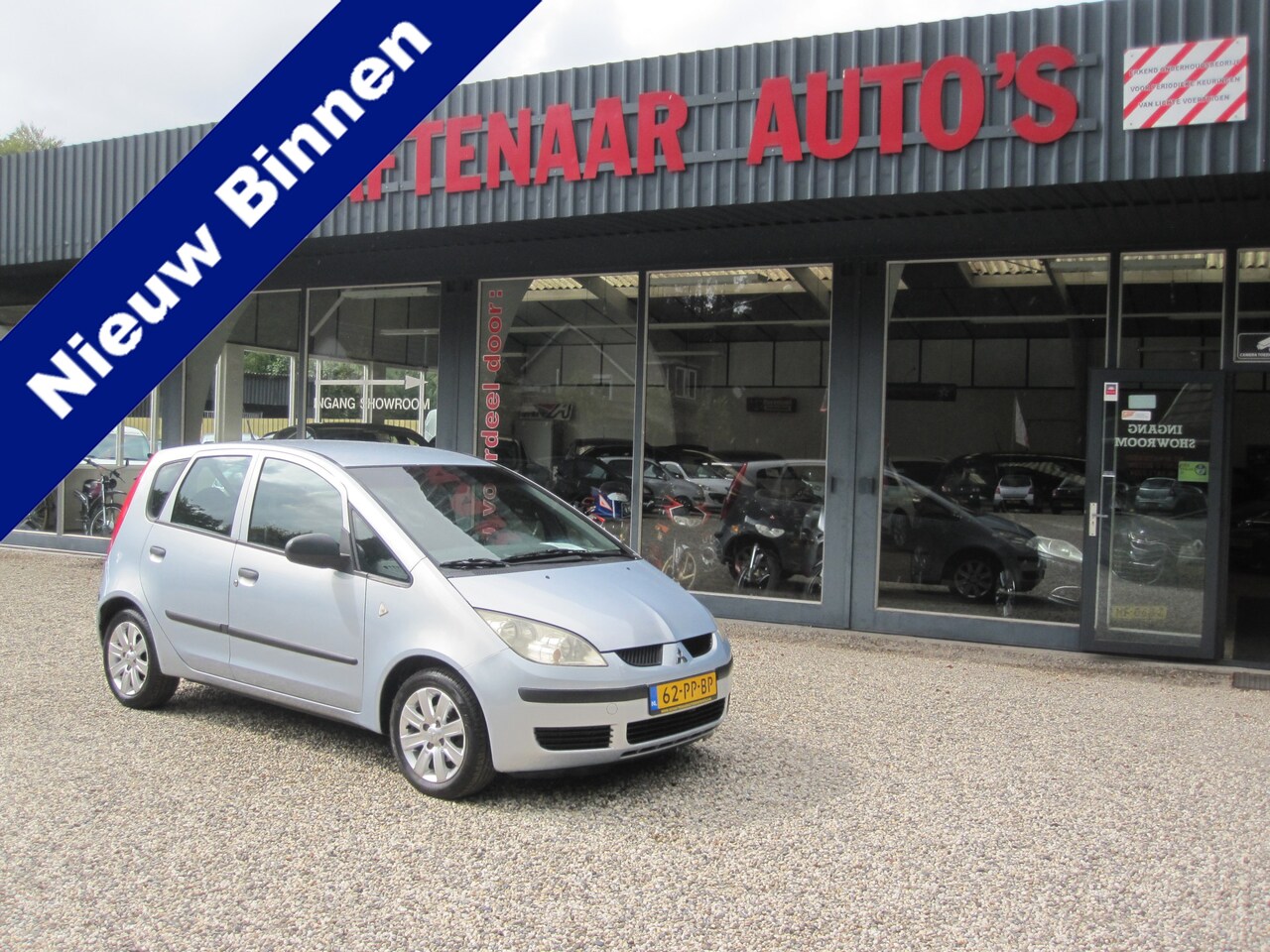 Mitsubishi Colt - 1.3 Invite zeer mooi met trekhaak apk nieuw 23-09-2027 - AutoWereld.nl