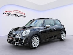 MINI Cooper S - 2.0 Chili Serious Business /Apple Carplay/Panodak/Leder/Stoelverw./Cruise Contr./Climate C
