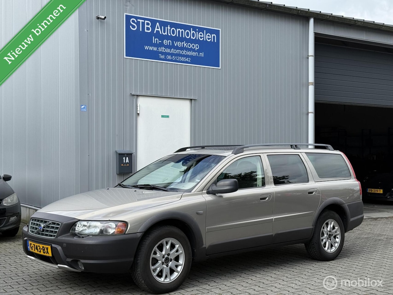 Volvo XC70 - 2.5 T 2.5 T, Automaat, Leder, Netjes - AutoWereld.nl
