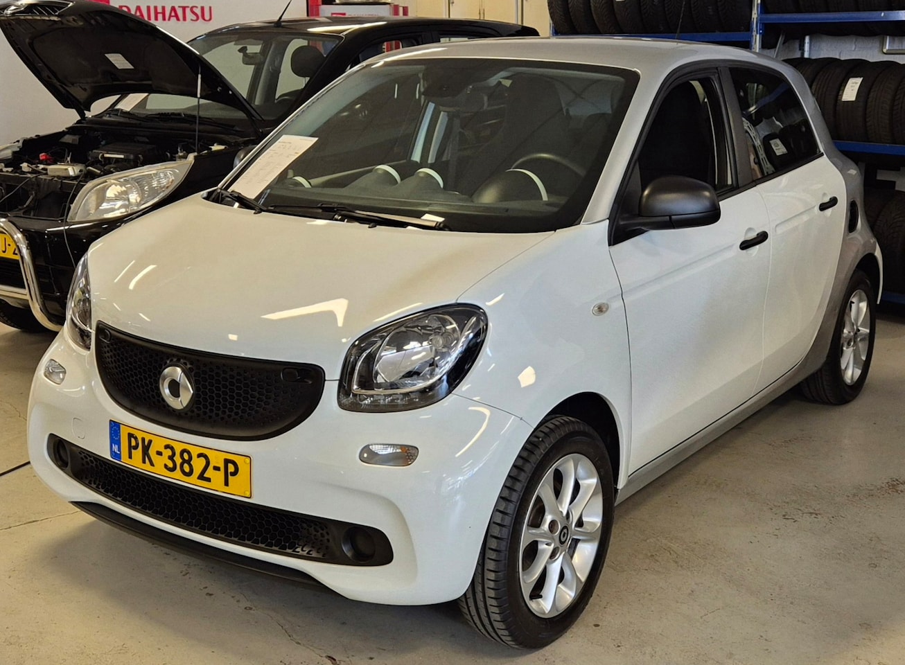 Smart Forfour - 1.0 Pure 1.0 Pure - AutoWereld.nl