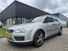 Ford Focus Wagon - 1.6-16V Champion. Airco, cruise control, trekhaak en meer