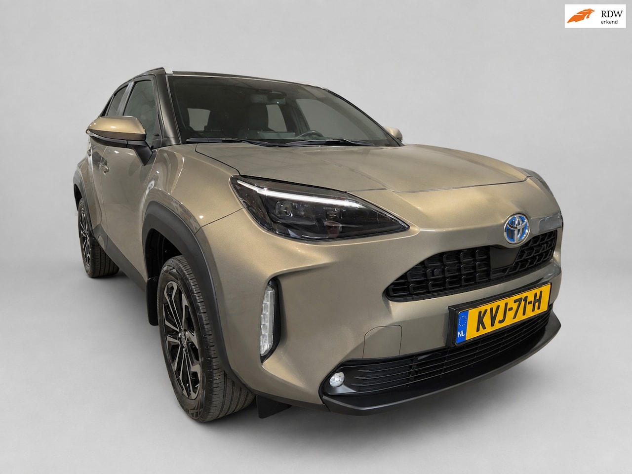 Toyota Yaris Cross - 1.5 Hybrid Dynamic+ AWD - Panoramadak - HeadUp - Camera - Clima - Cruise - Stoelverw - Tre - AutoWereld.nl