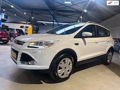 Ford Kuga - 1.5 Trend/Dealer onderhouden/2x sleutels/Apk nieuw bij aflevering