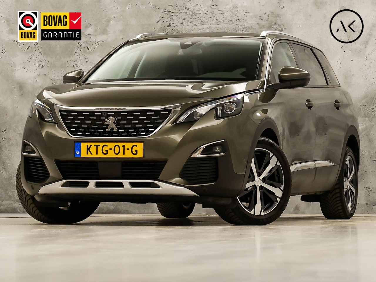 Peugeot 5008 - 1.2 PureTech Allure Sport Automaat (PANORAMADAK, APPLE CARPLAY, LEDER, STOELVERWARMING, 36 - AutoWereld.nl