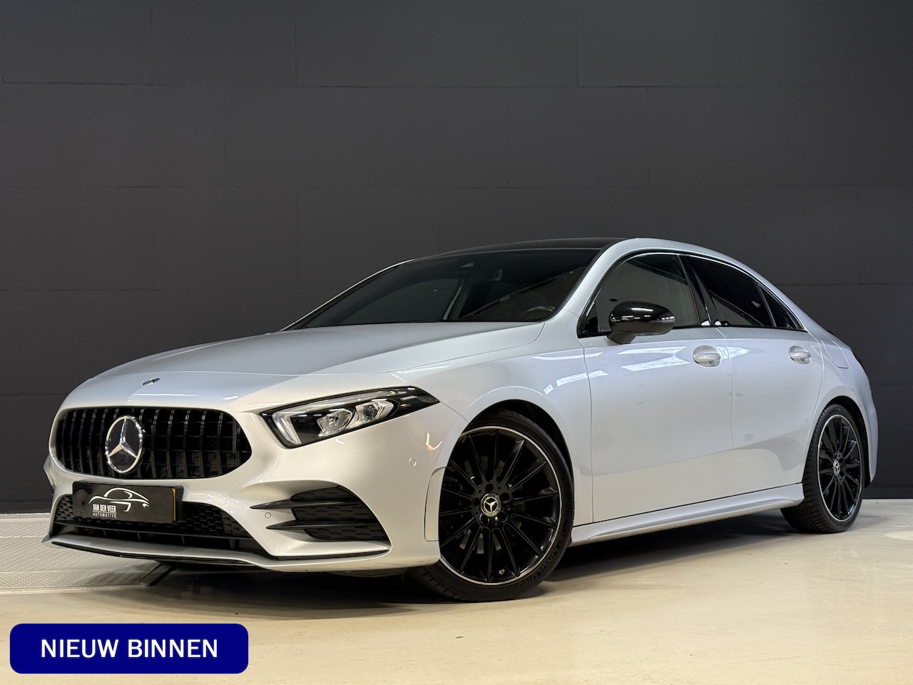 Mercedes-Benz A-klasse - 220 4MATIC Premium | Panoramadak | Sfeerverlichting | Camera - AutoWereld.nl