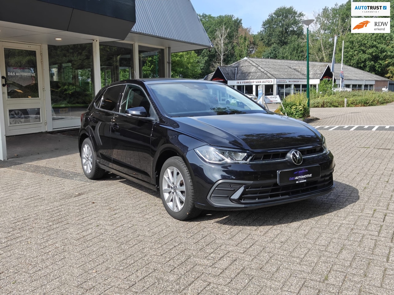 Volkswagen Polo - 1.0 TSI R-Line automaat/carplay/digitaldash,climat/dealer - AutoWereld.nl