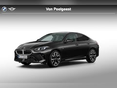 BMW 2-serie Gran Coupé - 220 M Sport Design Edition | Harman/Kardon | Driving Assistant Plus | Achteruitrijcamera |