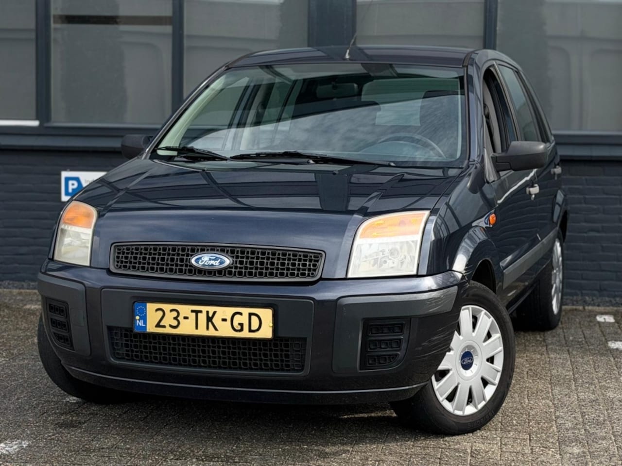 Ford Fusion - 1.4-16V Champion |Airco |Nieuwe APK |5 Deurs | - AutoWereld.nl