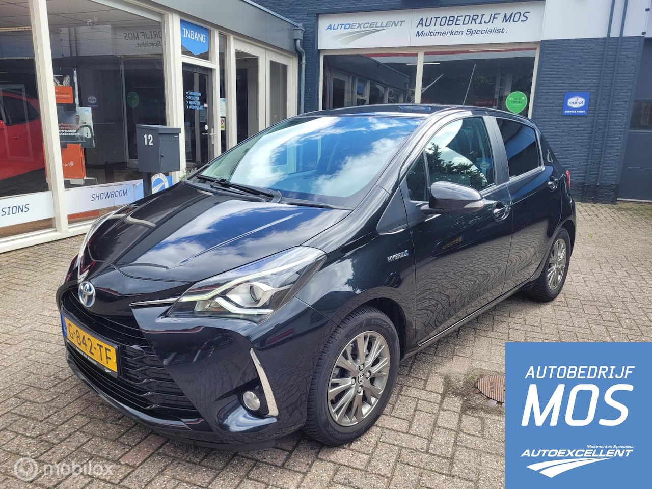 Toyota Yaris - 1.5 Hybrid Dynamic clima camera cruise trekhaak - AutoWereld.nl