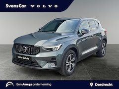 Volvo XC40 - 2.0 B4 Plus Dark | Trekhaak | Verwarmbare voorruit | Stoelverwarming | Keyless Entry |
