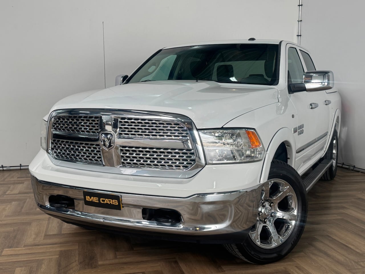 Dodge Ram 1500 - 5.7 V8 Quad Cab 6'4|6-PERS|LPG|NAVI|INRUIL MOGELIJK| - AutoWereld.nl
