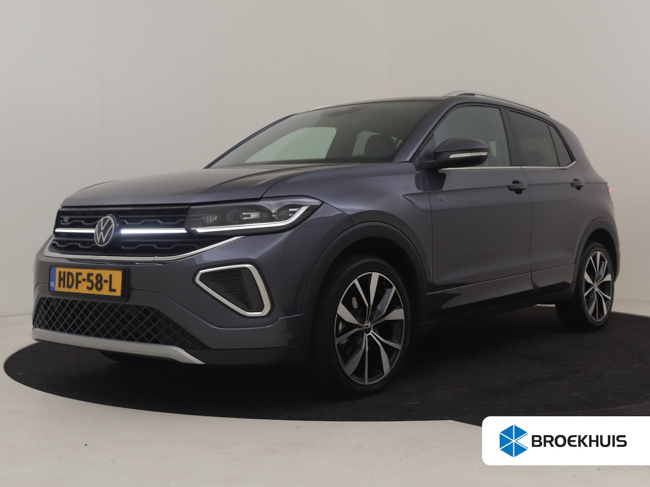 Volkswagen T-Cross - 1.5 TSI R-Line Edition 150Pk DSG/AUTO | Achteruitrijcamera | Matrix-LED | Cruise contr ada - AutoWereld.nl