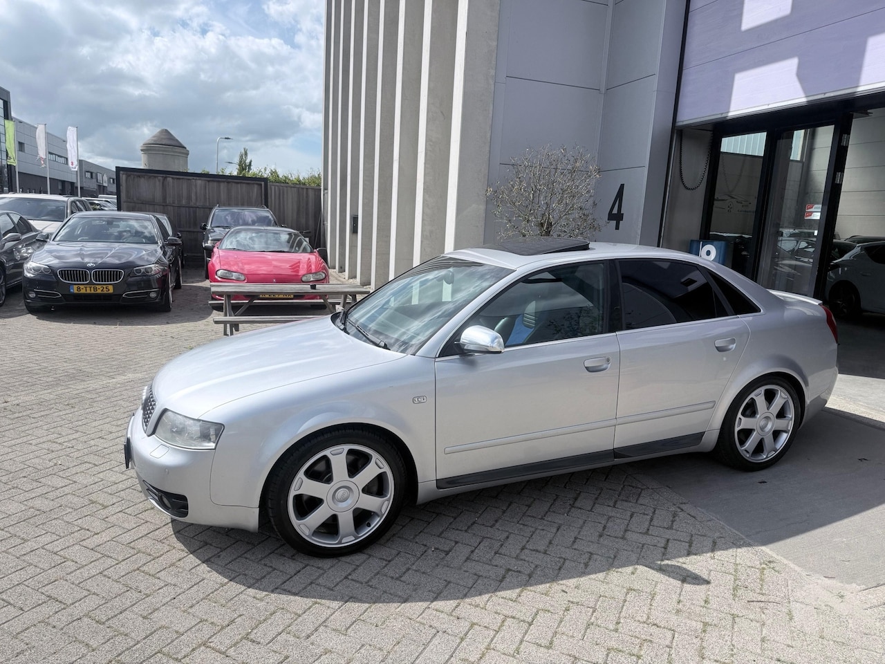 Audi A4 Limousine - 4.2 V8 quattro S4 S-Line! Automaat! Concourstaat! INRUIL MOGELIJK! - AutoWereld.nl