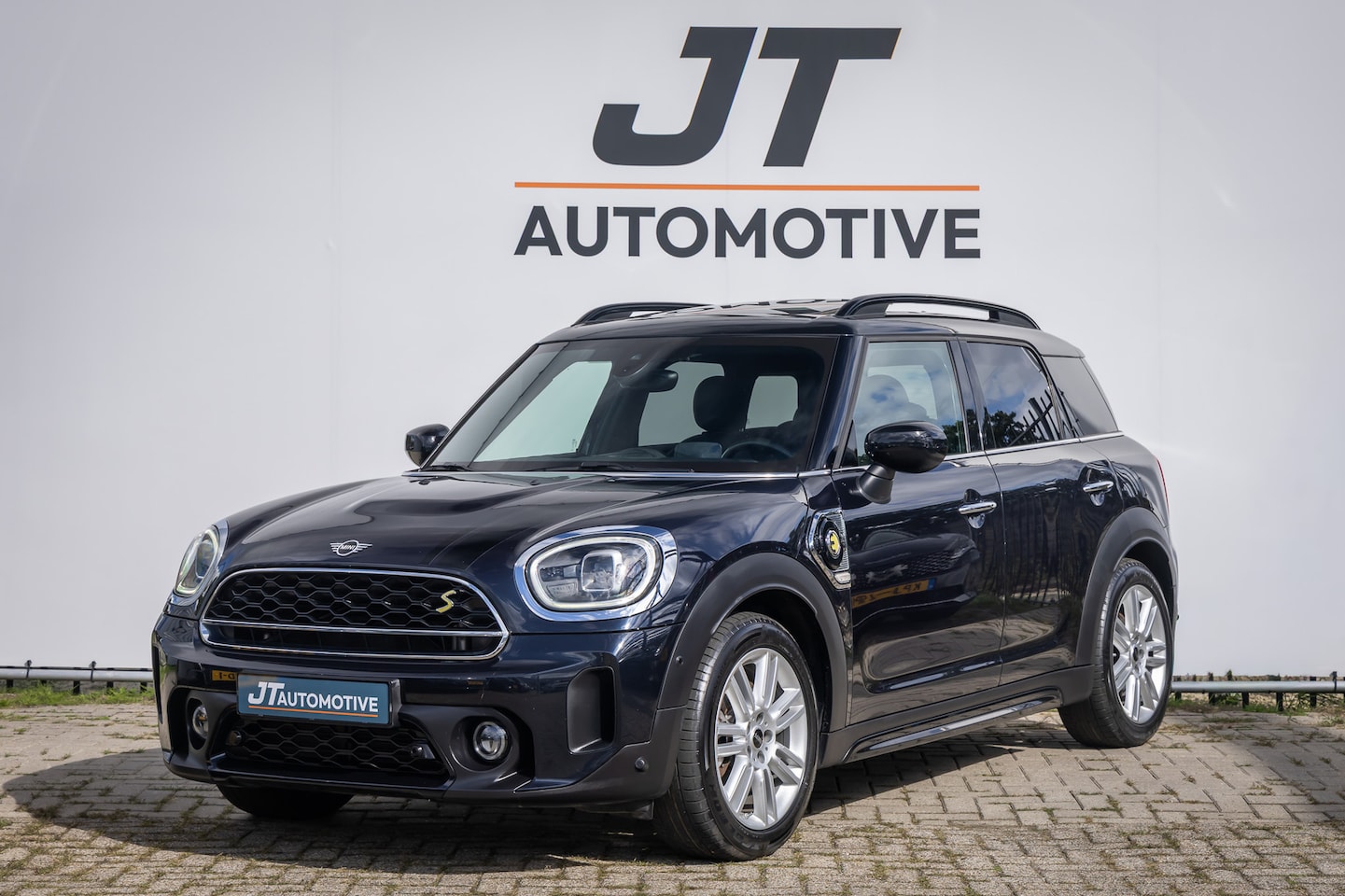 MINI Countryman - COOPER SE ALL4 1.5 Chili plug in hyb Panoramadak | memory stoel | Harmad&Kardon | Head up - AutoWereld.nl