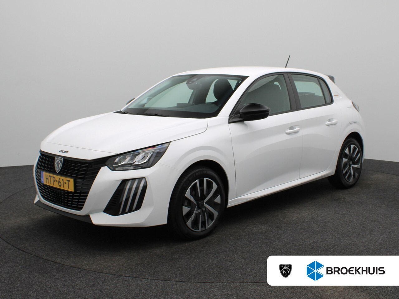 Peugeot 208 - 1.2 Hybrid 110 e-DCS6 Style Navi | Cruise Control | Sensoren achter | Apple Carplay/Androi - AutoWereld.nl