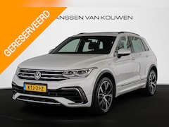 Volkswagen Tiguan - 1.4 TSI eHybrid R-Line Business+ Pano Trekhaak 360-Camera 20" Winterpakket