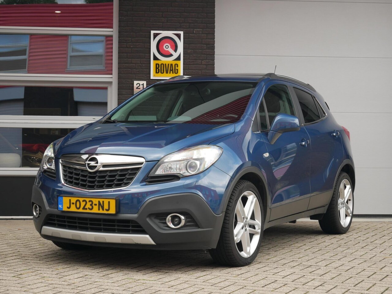 Opel Mokka - 1.4 T Cosmo 4x4 Trekhaak| Leder| Camera - AutoWereld.nl