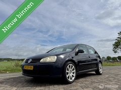 Volkswagen Golf - 1.6 FSI Comfortline, BJ 2006, Navi, Airco