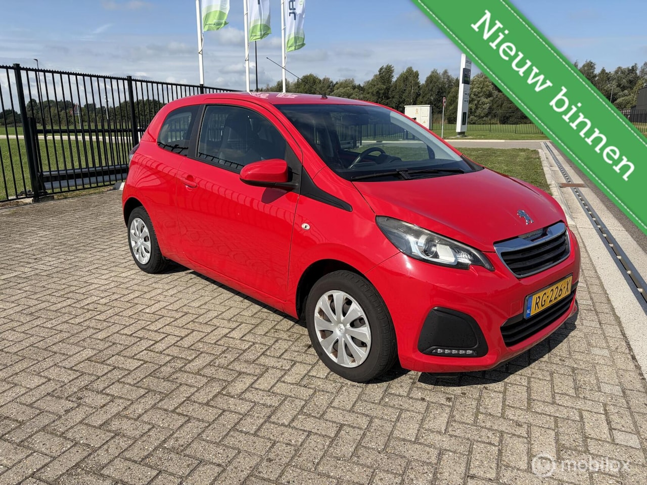 Peugeot 108 - 1.0 e-VTi Active TOP! 1.0 e-VTi Active TOP! - AutoWereld.nl