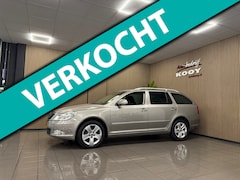 Skoda Octavia Combi - 1.2 TSI Elegance * Automaat / Trekhaak / LM Velgen / Cruise control / NL Auto