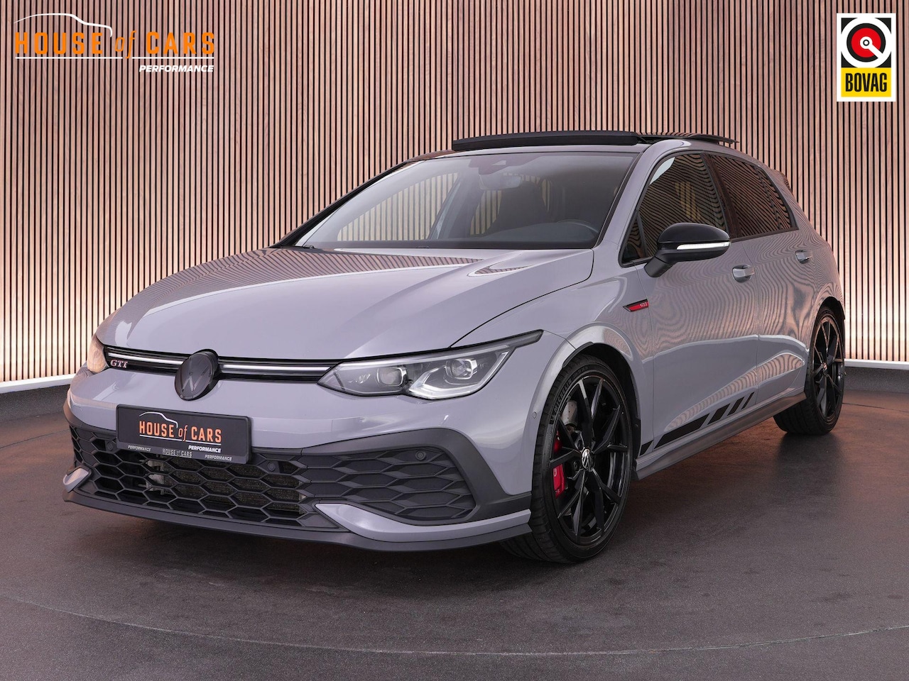 Volkswagen Golf - GTI Clubsport 2.0 300pk TSI |dealer o.h|panoramadak|blind spot|ACC|sfeerverlichting|Apple - AutoWereld.nl