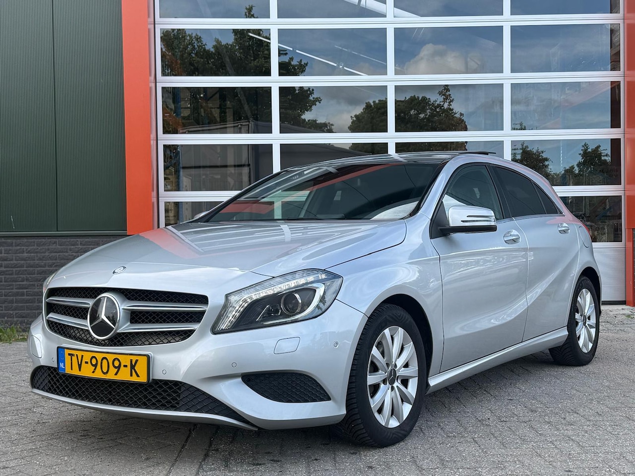 Mercedes-Benz A-klasse - A200 CDI 4-Matic Automaat. Clima/panorama/pdc/Navi/LED - AutoWereld.nl