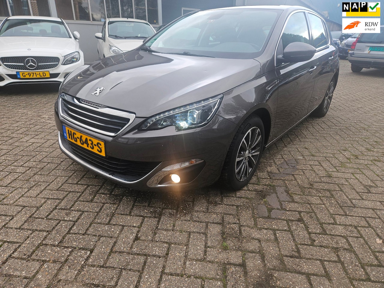 Peugeot 308 - 1.2 PureTech Allure 1.2 PureTech Allure - AutoWereld.nl