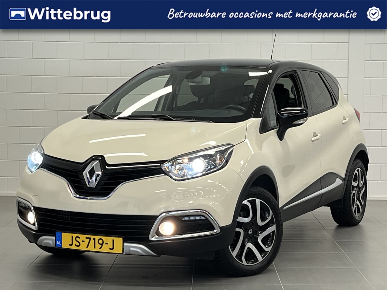 Renault Captur - 1.2 TCe Xmod AUTOMAAT! | NAVIGATIE | LICHTMETALEN VELGEN | TWO TONE - AutoWereld.nl