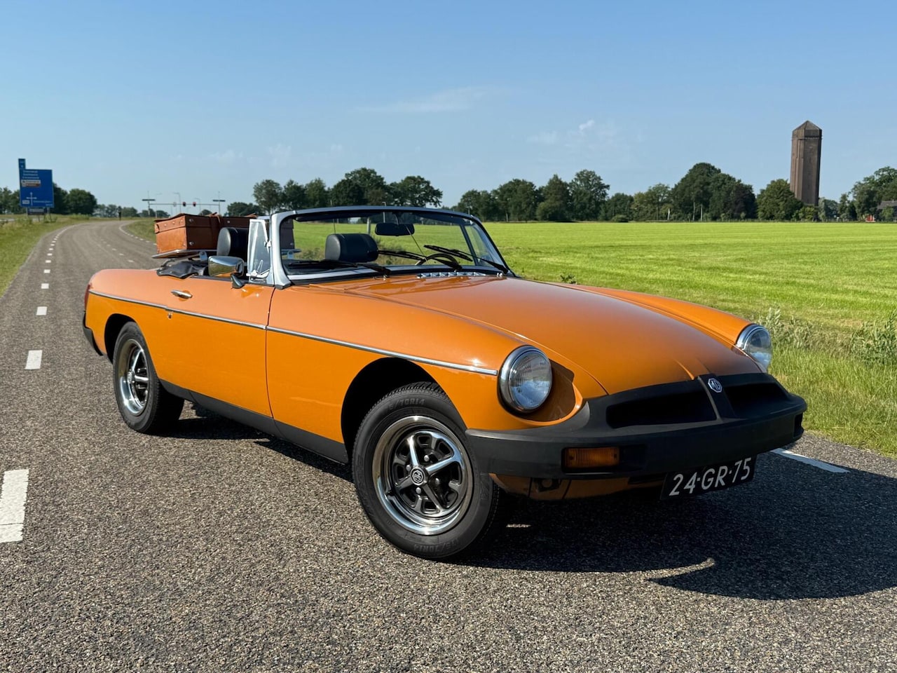 MG B type - 1.8 Roadster Overdrive | Orig NL - AutoWereld.nl