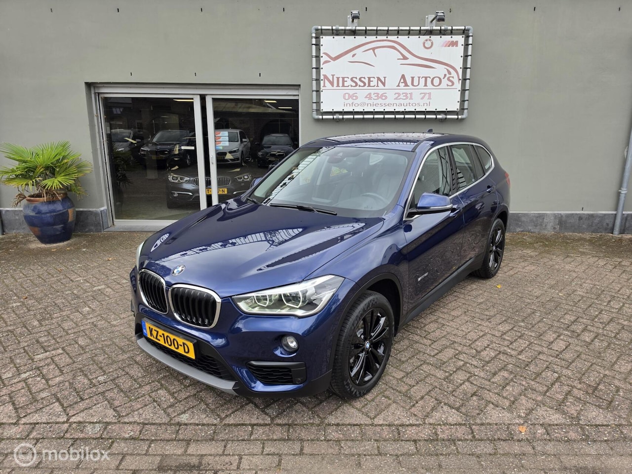 BMW X1 - sDrive18i High Executive Led/Leder/HUD/1ste eigenaar - AutoWereld.nl