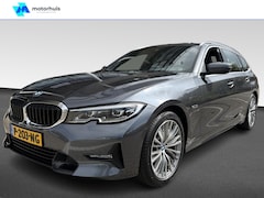 BMW 3-serie Touring - 320e Business Edition Plus || SoH 94% | Achteruitrijcamera | Airco separaat achter | Apple