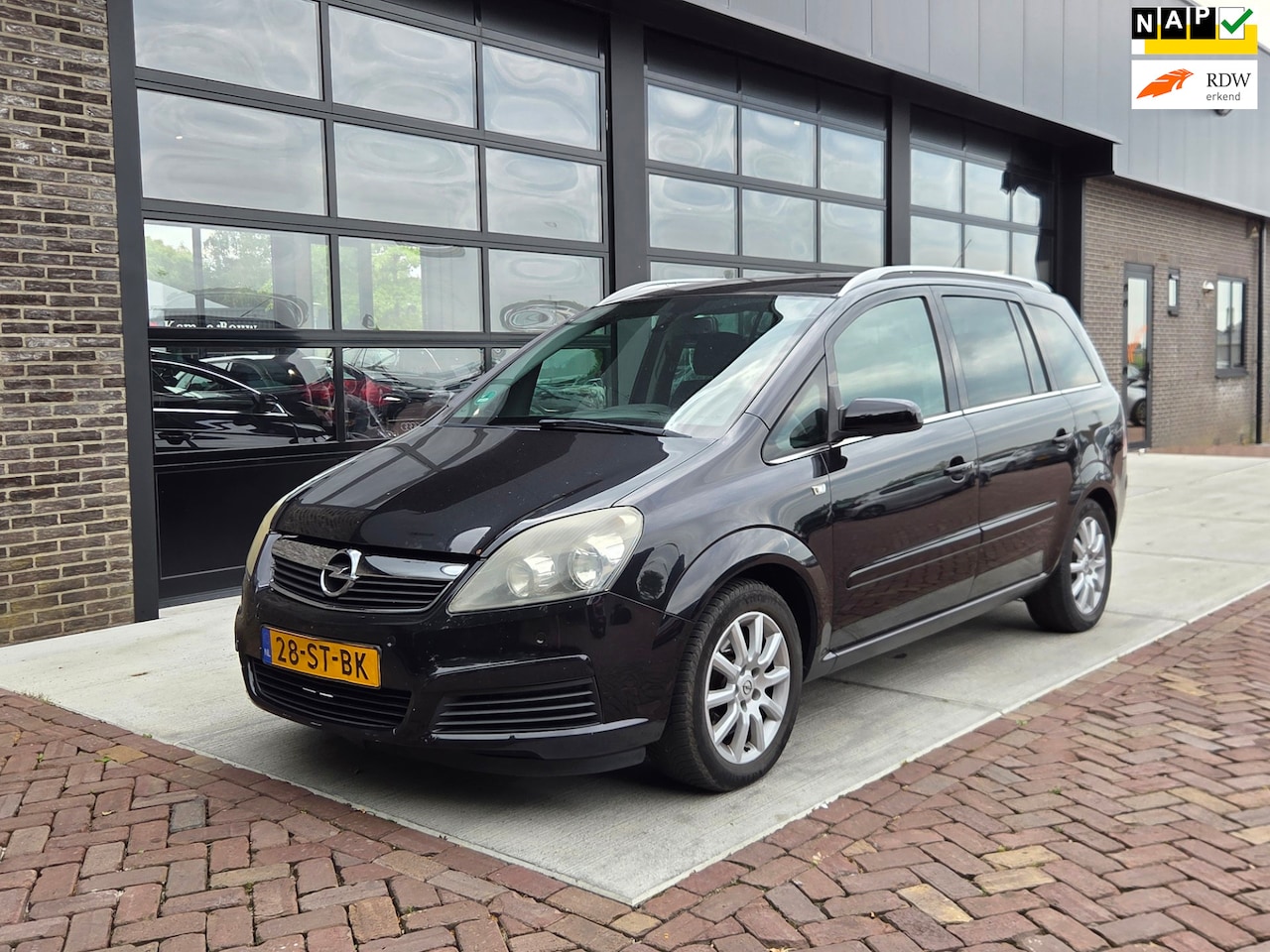 Opel Zafira - 2.2 Cosmo | FUEL PUMP BROKEN - AutoWereld.nl
