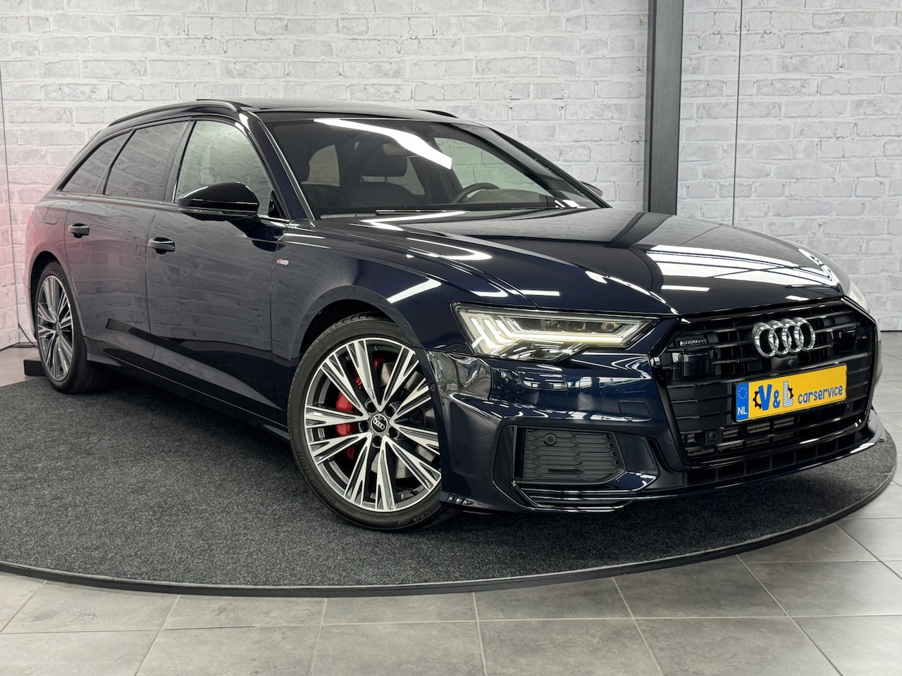 Audi A6 Avant - 55 TFSI e quattro S-Line Competition B&O Pano Trekhaak Stoelventilatie HUD - AutoWereld.nl