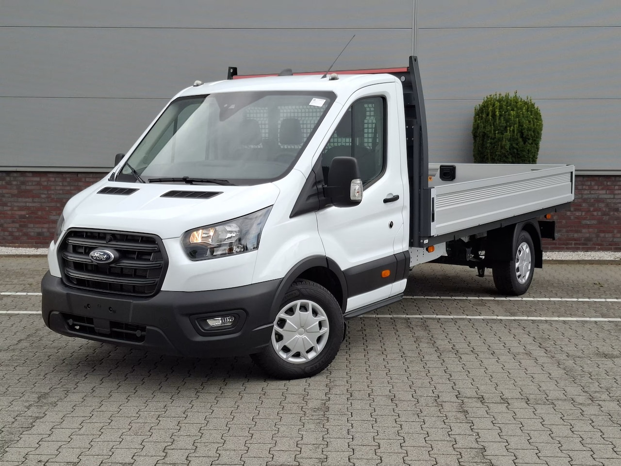 Ford Transit - 350 2.0 TDci Automaat Open Laadbak 3.65m (wordt verwacht) - AutoWereld.nl