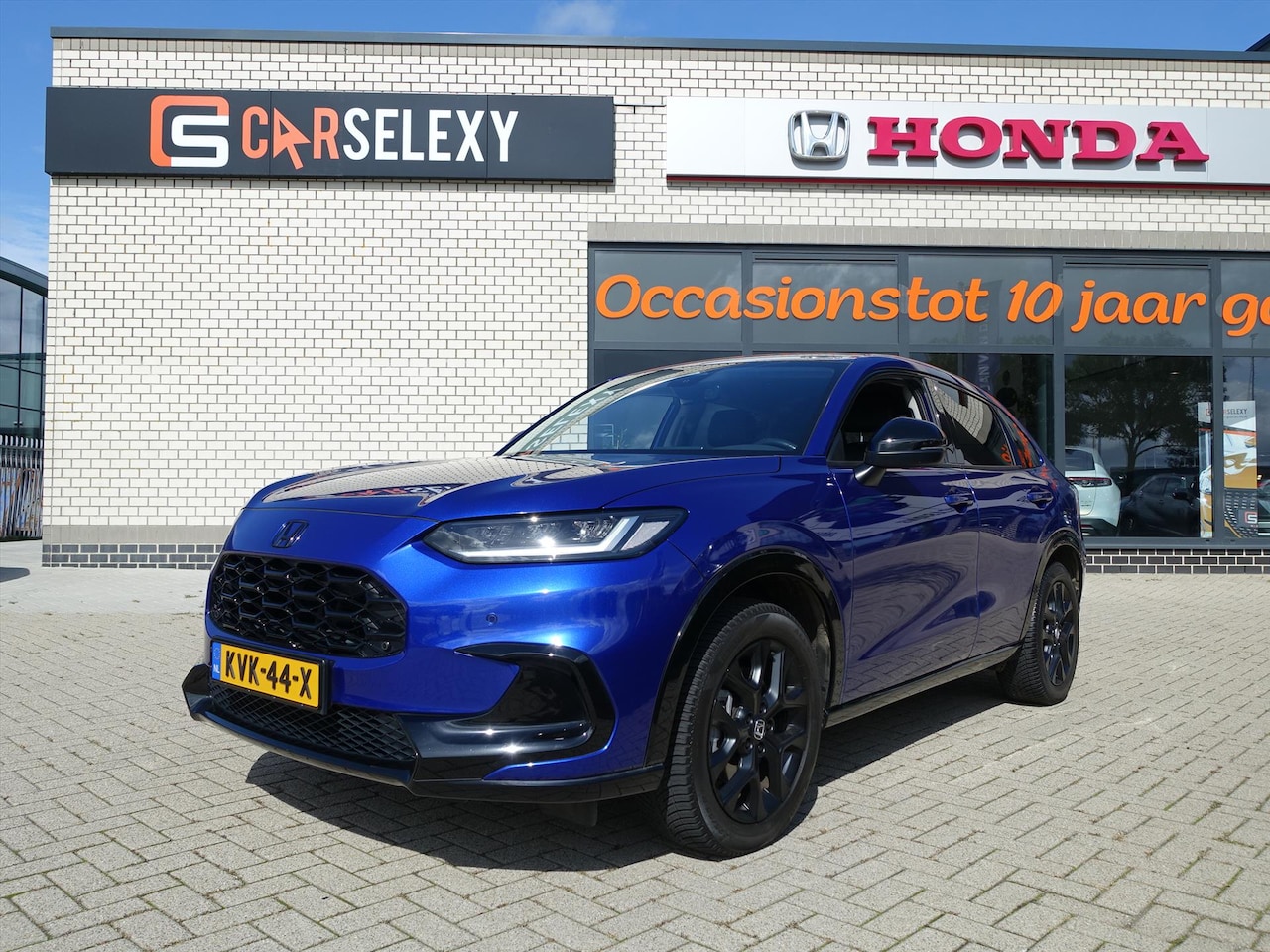 Honda ZR-V - 2.0 Full Hybrid 184pk Aut Sport 4 Seizoenenbanden en Black Emblem Pakket - AutoWereld.nl