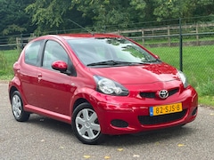 Toyota Aygo - 1.0-12V Comfort Navigator /UNIEK/AUTOMAAT/NAP/NAVI/AIRCO/