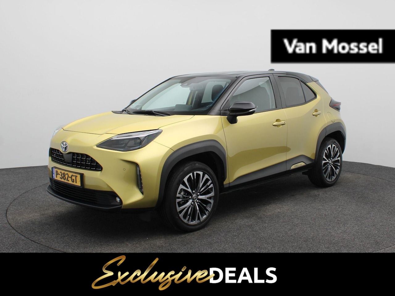 Toyota Yaris Cross - 1.5 Hybrid Executive Stoelverwarming | Camera | Navi | Clima | Adapt. Cruise | LM Velgen 1 - AutoWereld.nl