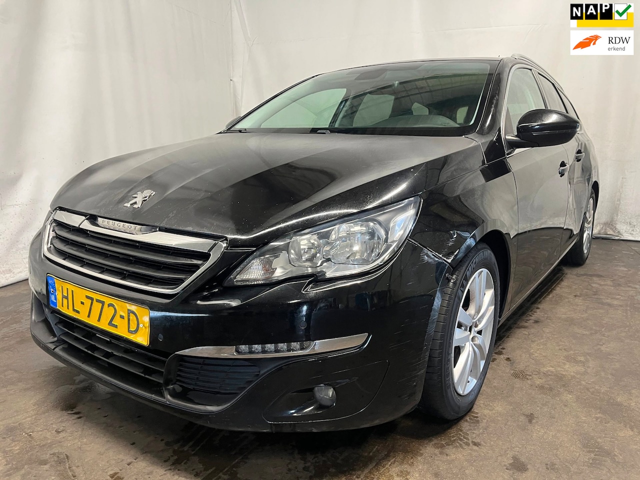Peugeot 308 SW - 1.6 BlueHDI Blue Lease Executive Pack 1.6 BlueHDI Blue Lease Executive Pack - voorschade - AutoWereld.nl