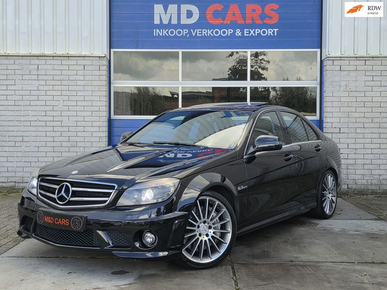 Mercedes-Benz C-klasse - AMG 63 SCHUIFDAK/MEMORY STOELEN/PDC/NAVI - AutoWereld.nl